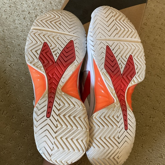 Diadora tennis court shoes - Picture 6 of 8
